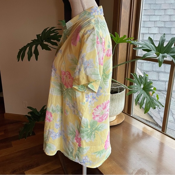 Lauren Ralph Lauren Butter Yellow Tropical Floral Linen Short Sleeve Shirt - Picture 2 of 11